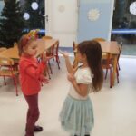 Przedszkolny projekt edukacyjny "Emocje - kolorowy świat uczuć" w grupie " Motylków".