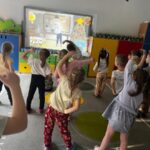 Integracyjny wf - Tajemnica Świątecznej Fabryki!