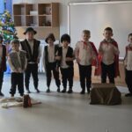 Jasełka na Dzień Babci i Dziadka w wykonaniu grupy Motylków