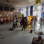 Jasełka na Dzień Babci i Dziadka w wykonaniu grupy Motylków