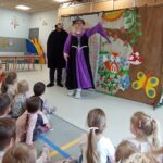  Teatrzyk w naszym przedszkolu – „Zaczarowany Medalion”
