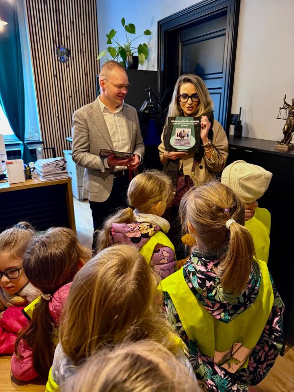 „Sówki na spotkaniu z komornikiem i radcą prawnym”